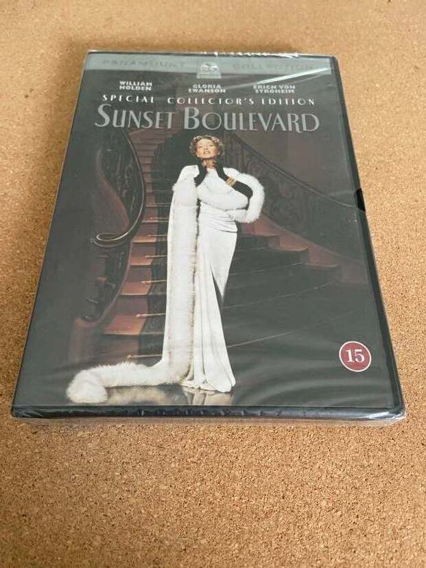 Sunset Boulevard. Ny i folie., DVD,