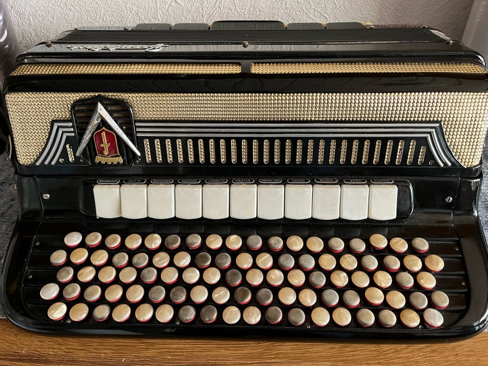 Knapharmonika, Frontalini 26 7