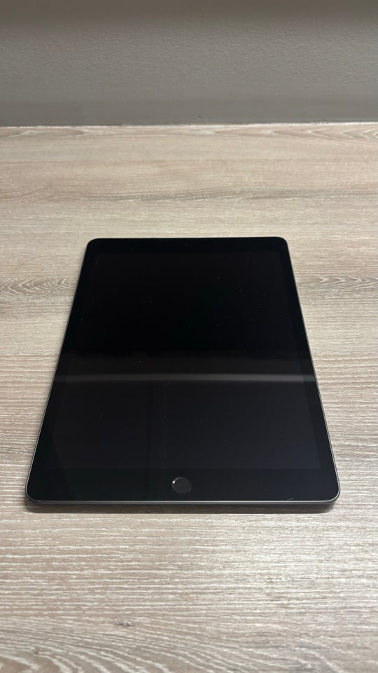 iPad 9, 64 GB, sort