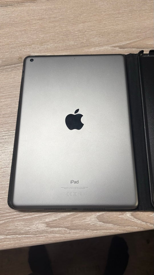 iPad 9, 64 GB, sort