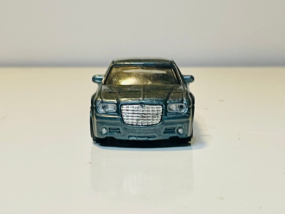 Modelbil, Bburago Chrysler 300C