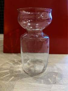 Glas Tulipanvase Kosta Boda