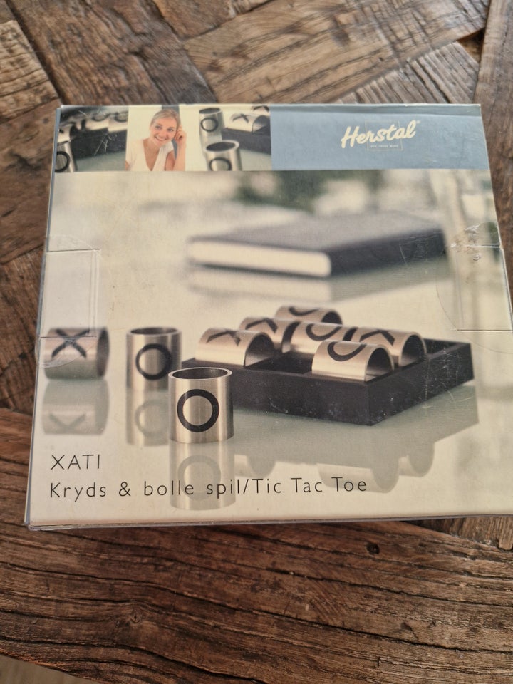 Herstal kryds og bolle, Kryds og