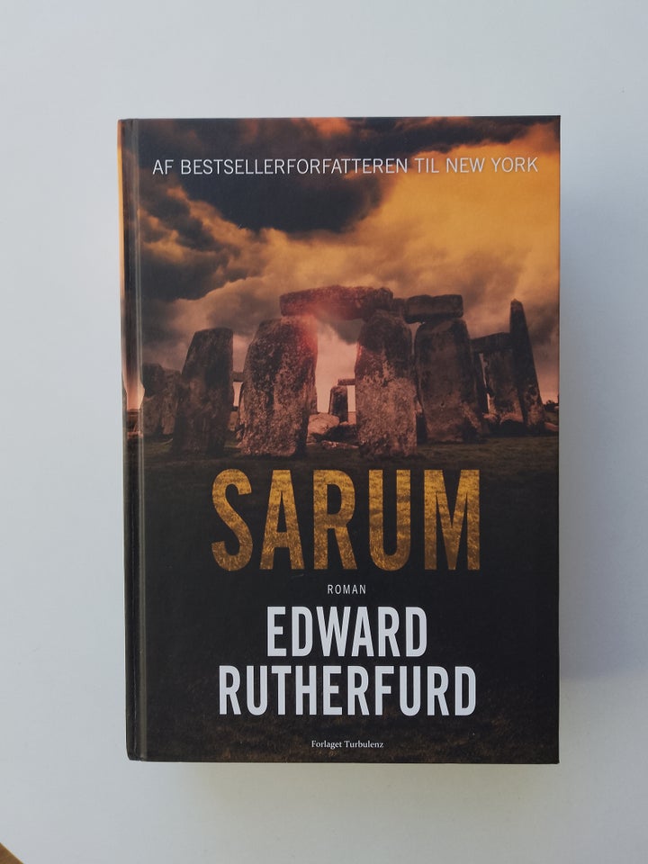 Sarum, Edward Rutherfurd, genre: