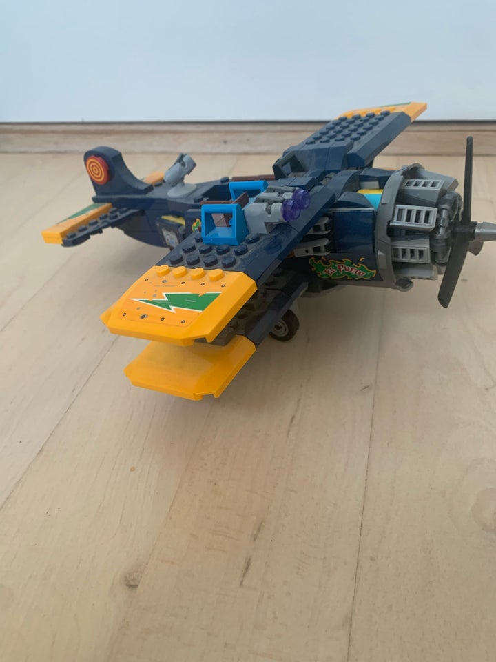 Lego andet, Fly