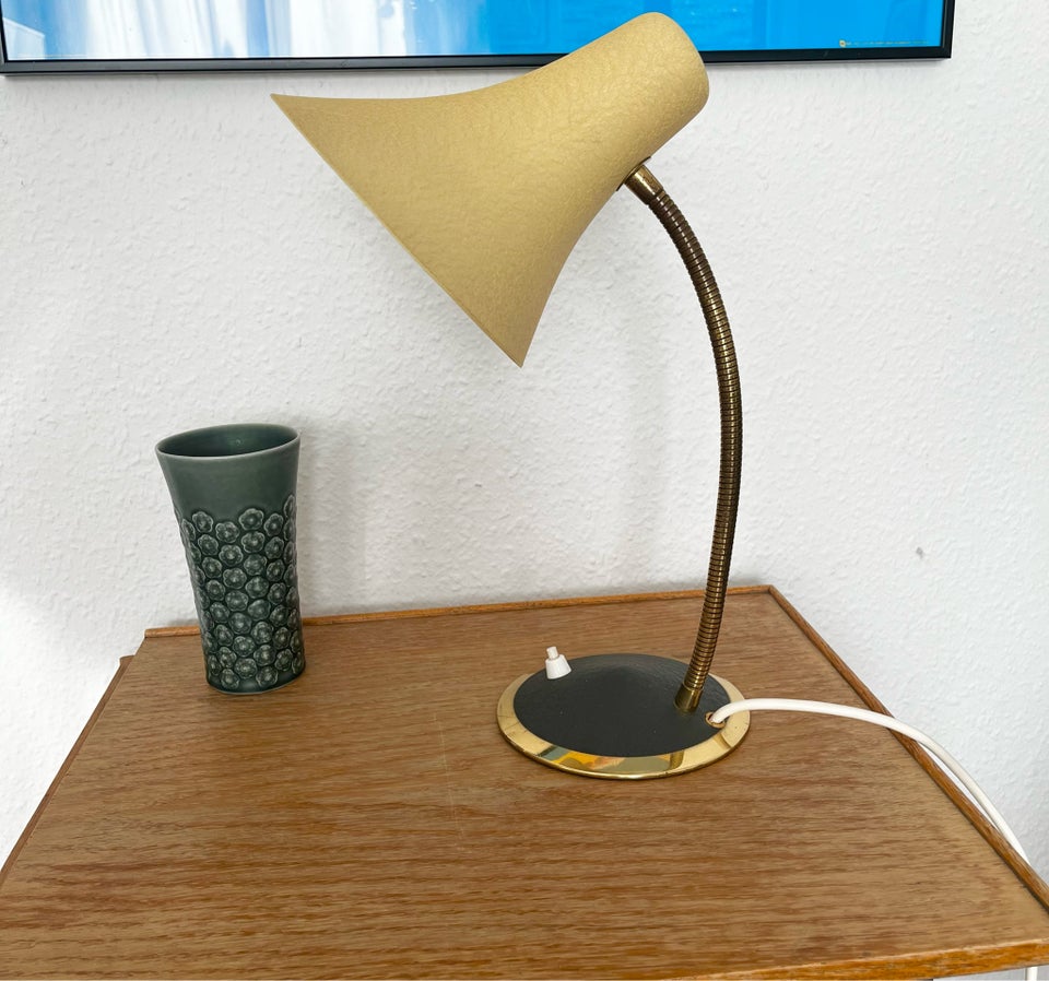 Skrivebordslampe, Gebrüder