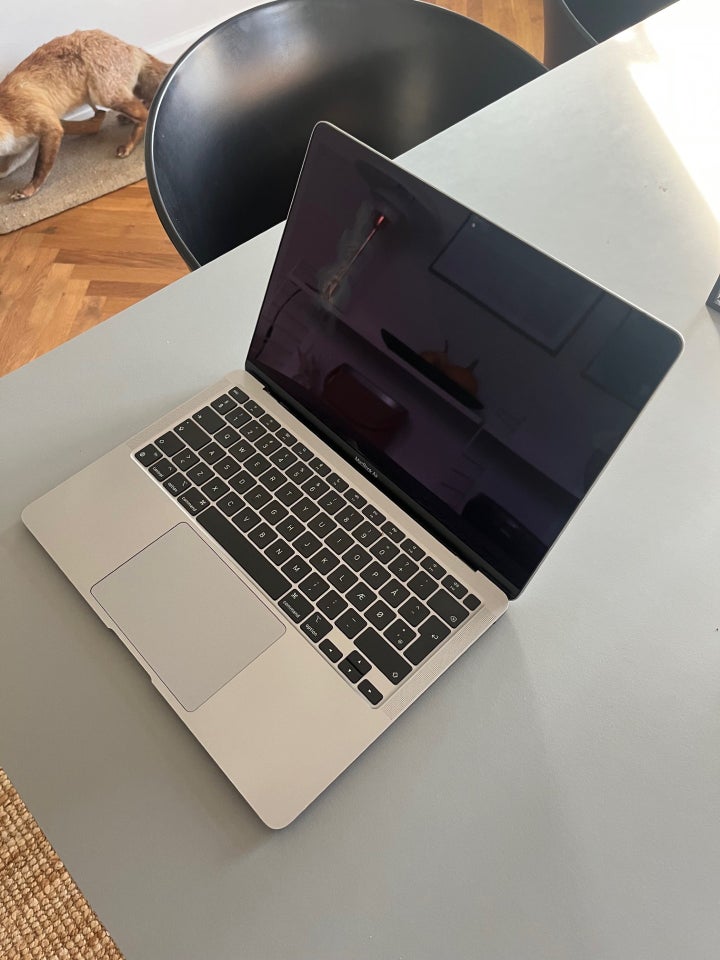 MacBook Air, 512 GB harddisk,