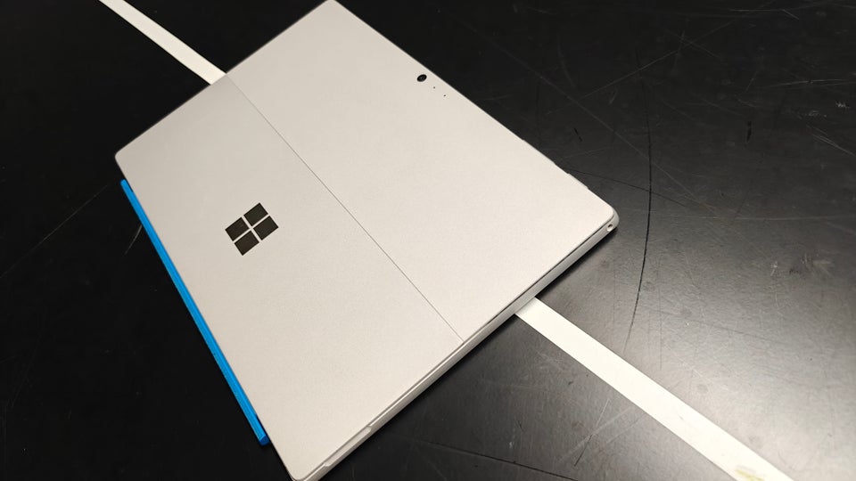 Microsoft Surface 5 16 GB ram 256