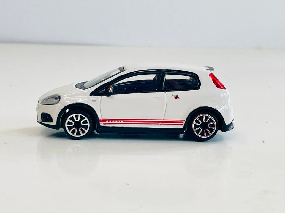 Modelbil, Bburago Fiat Abarth