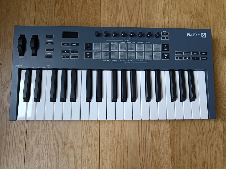 Midi keyboard Novation FLKey 37