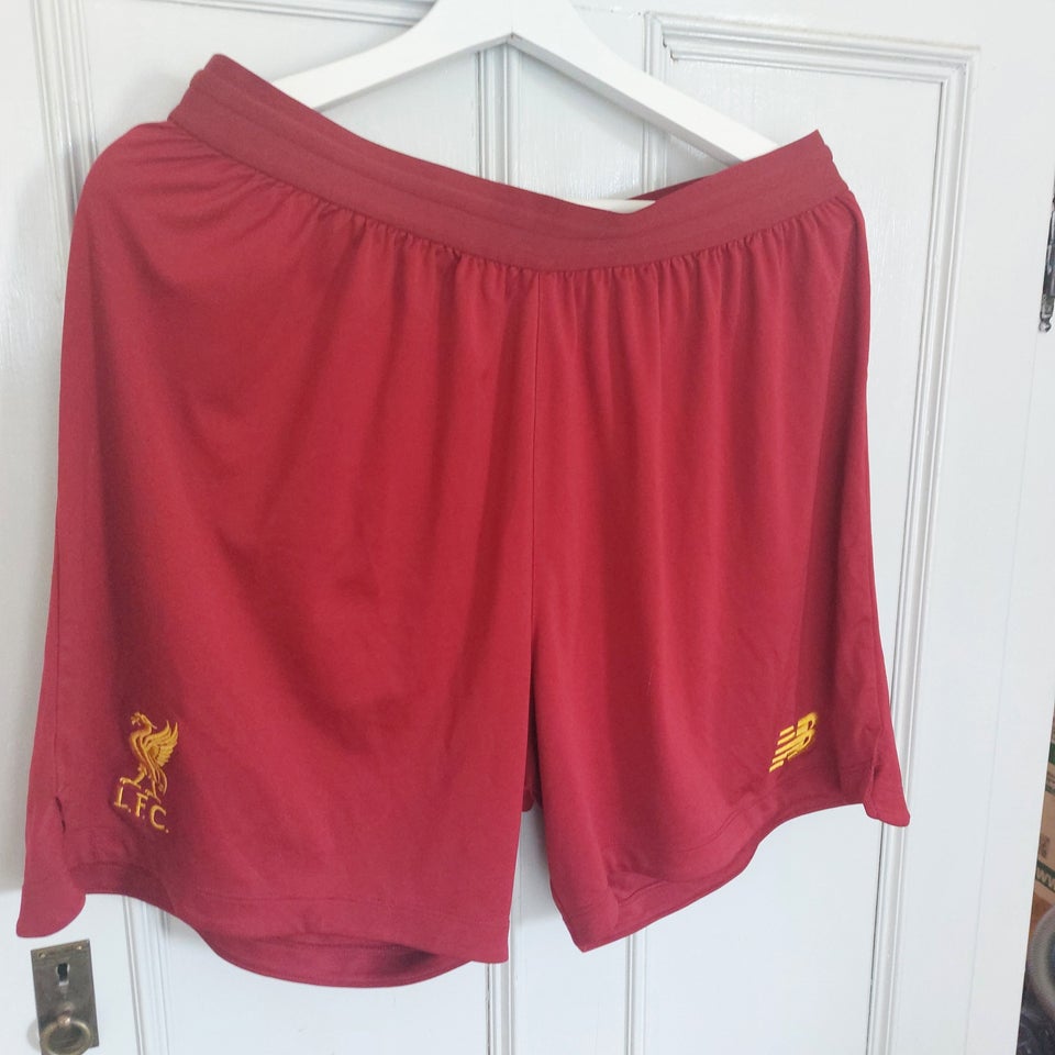 Shorts Liverpool merchandise