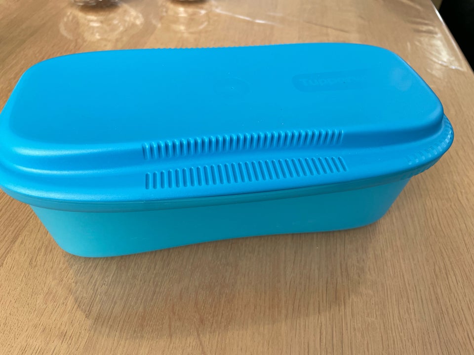 Boks Tupperware