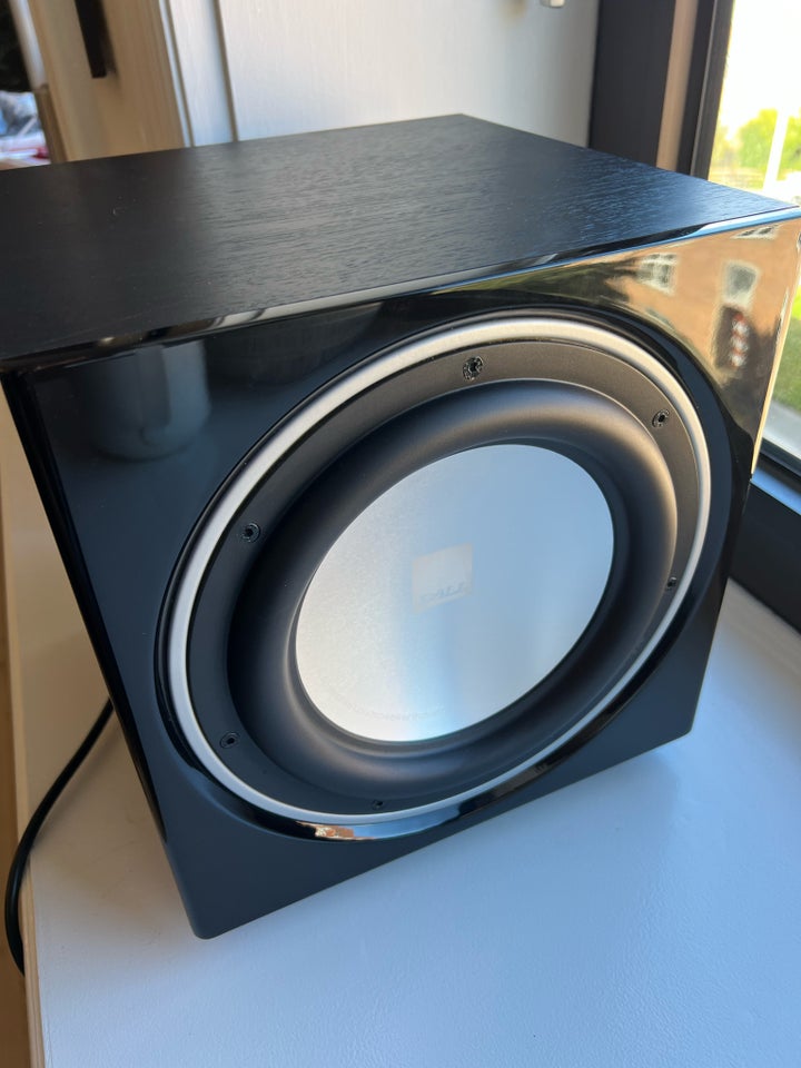 Subwoofer, Dali, E-9 F