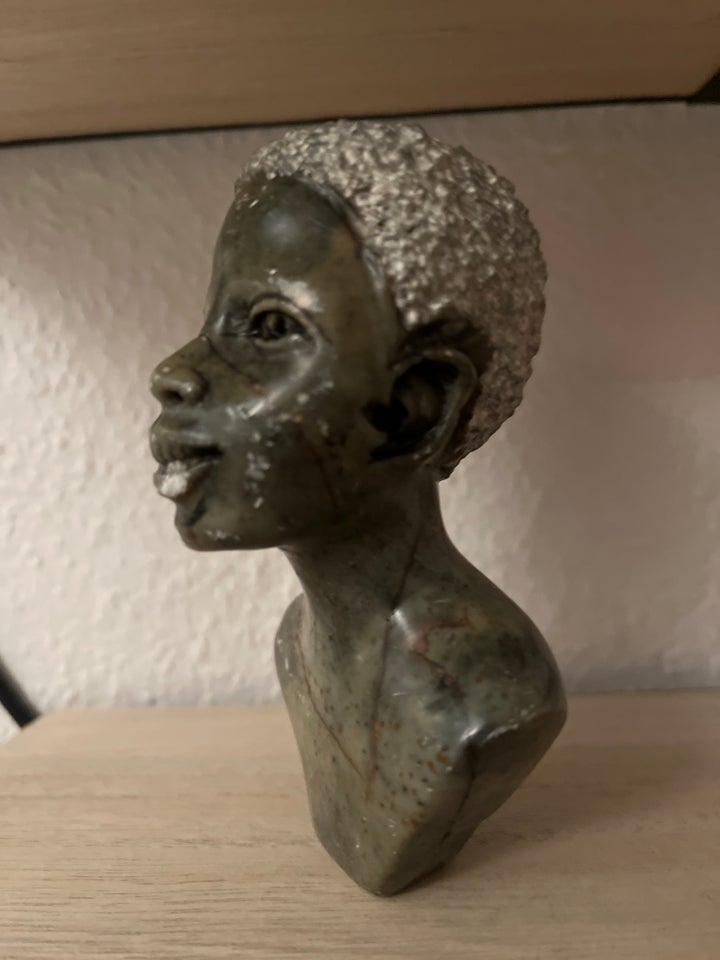 Afrikansk stenfigur