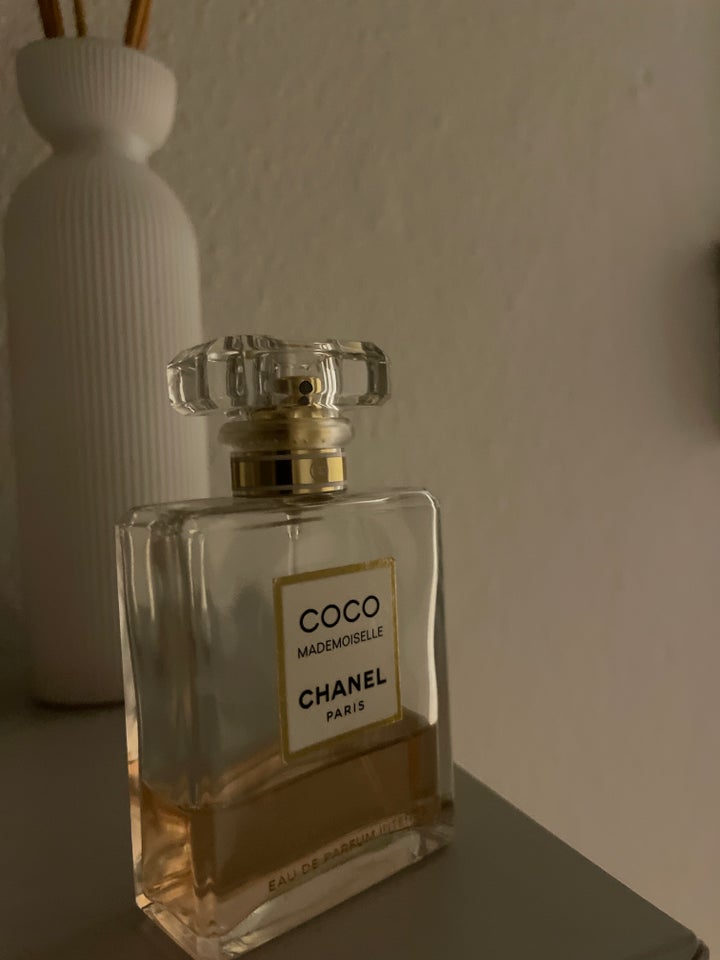 Andet, Chanel