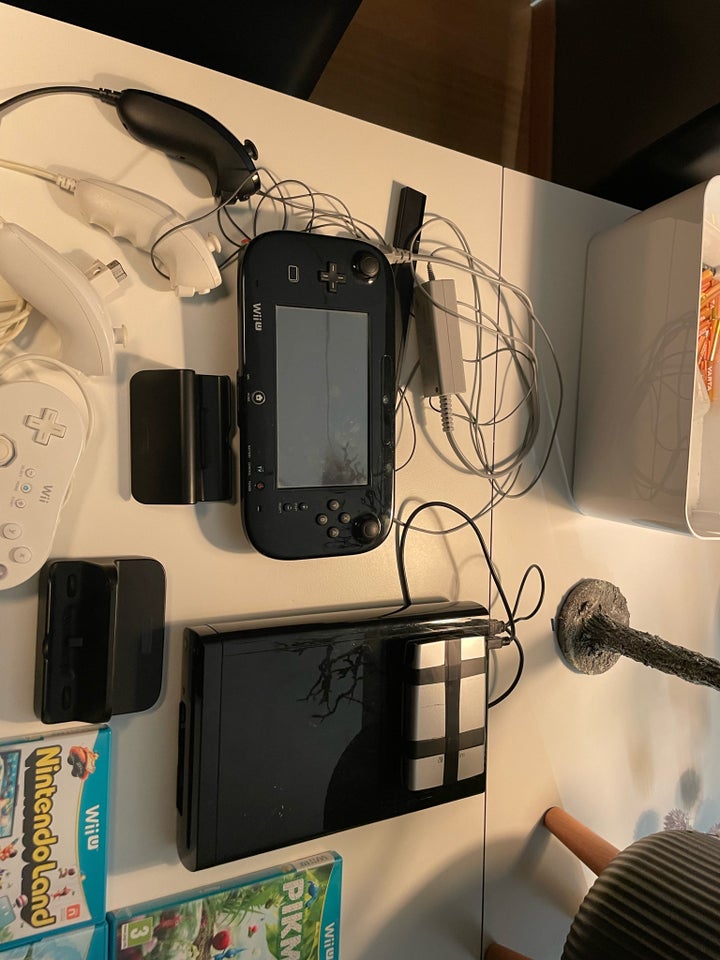 Nintendo Wii U, 32GB, God