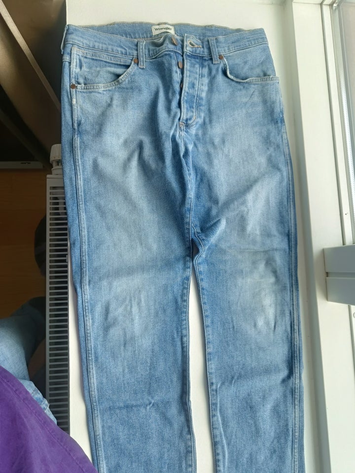 Jeans, Wrangler, str. 32