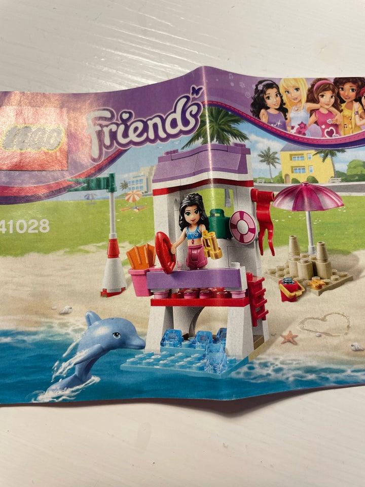 Lego Friends, Strandstemning