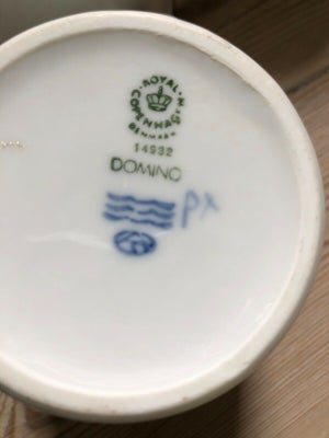 Stentøj Div kopper og krus Domino