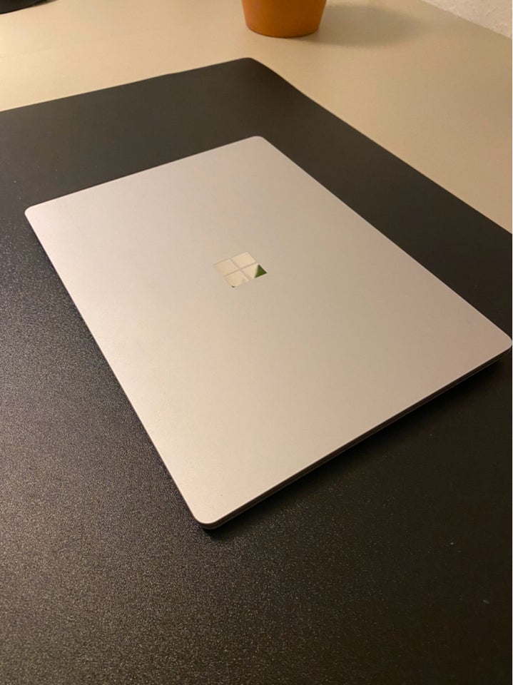 Microsoft Surface Laptop 4 21