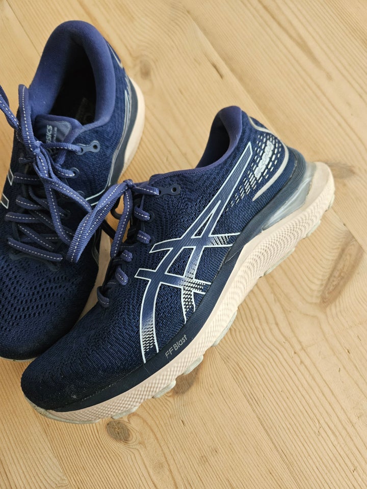 Løbesko, Asics løbesko, Asics