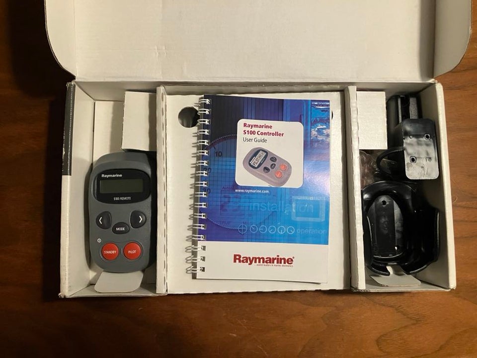 Raymarine S100 Autopilot Remote,