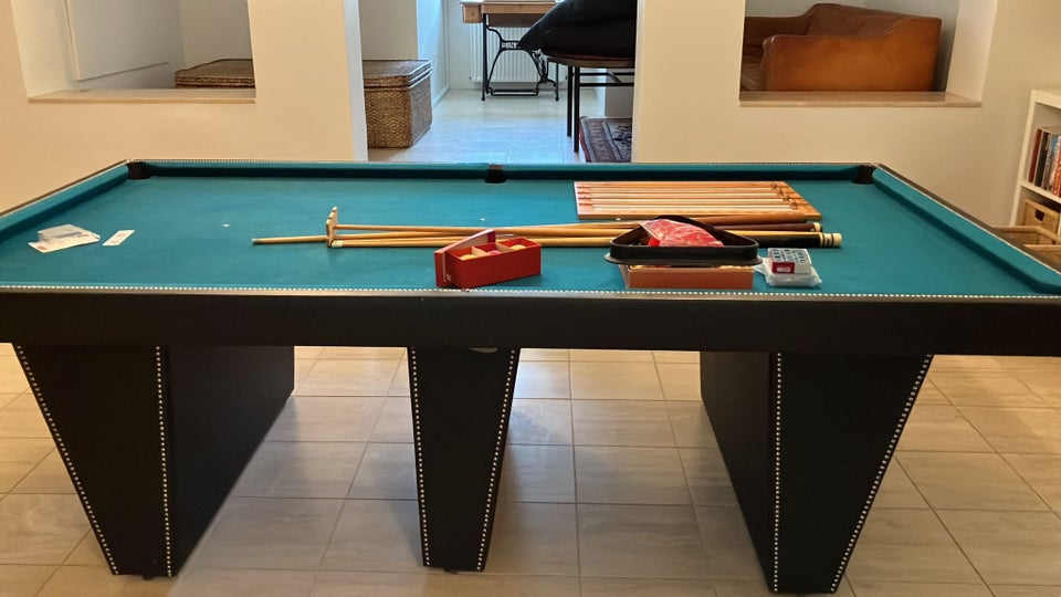 Billiard bord sælges, andet spil