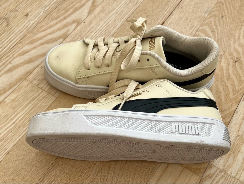 Sneakers, str. 39, Puma