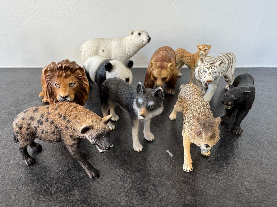 Dyr, Stor samling Schleich dyr,