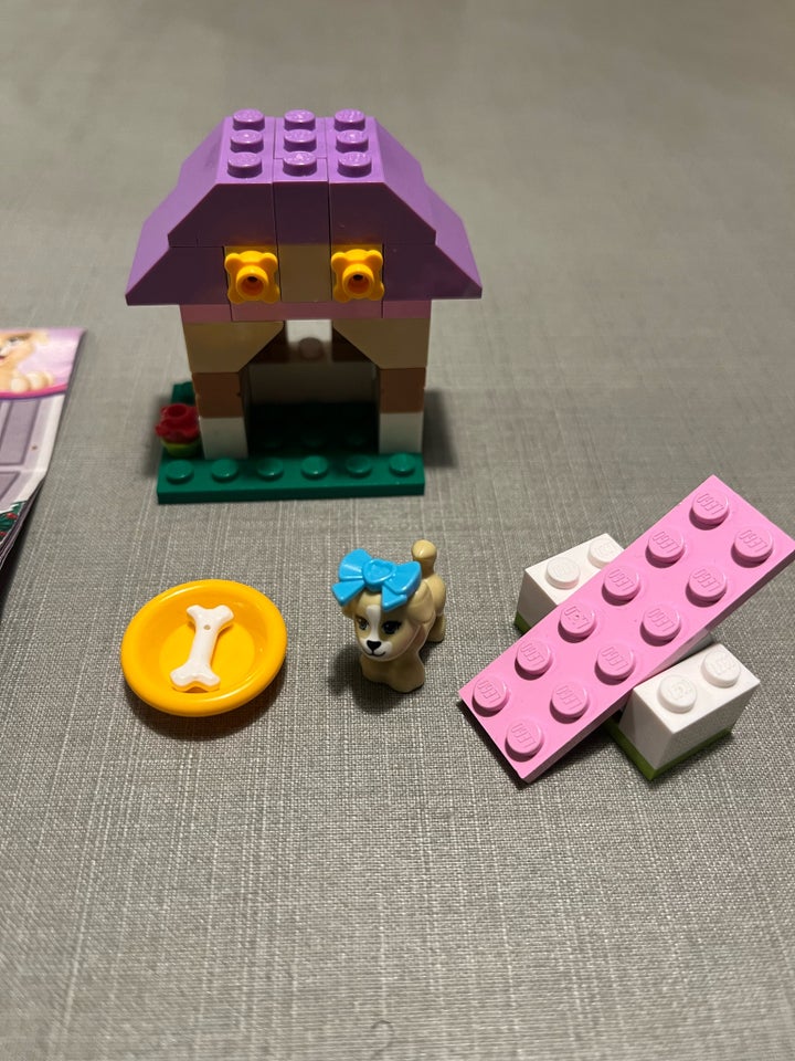 Lego Friends, Hundehus m hund