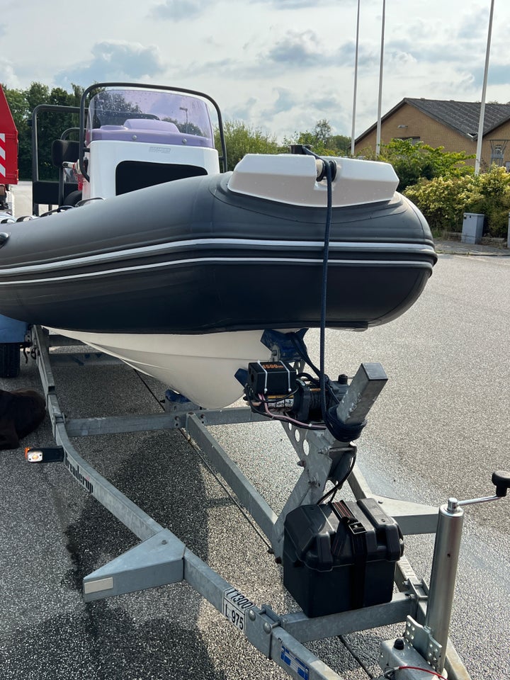 BRIG navigator 570 RIB årg 2015