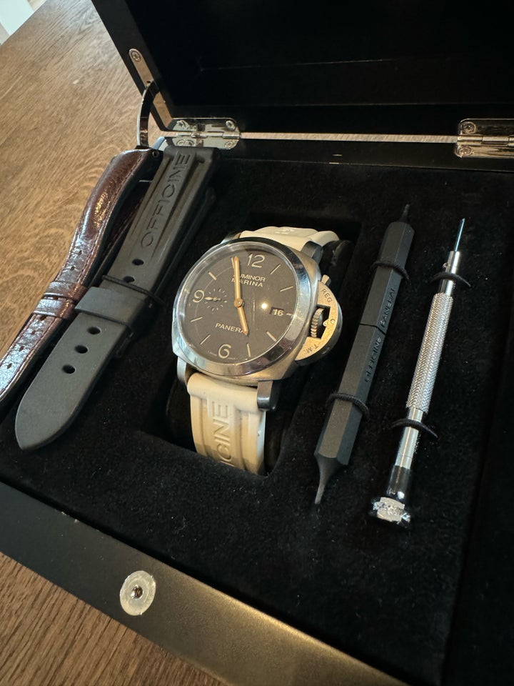 Herreur Panerai