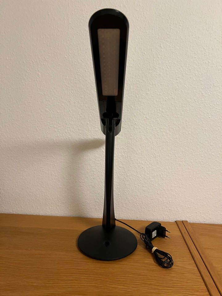 Skrivebordslampe, Sartano Model