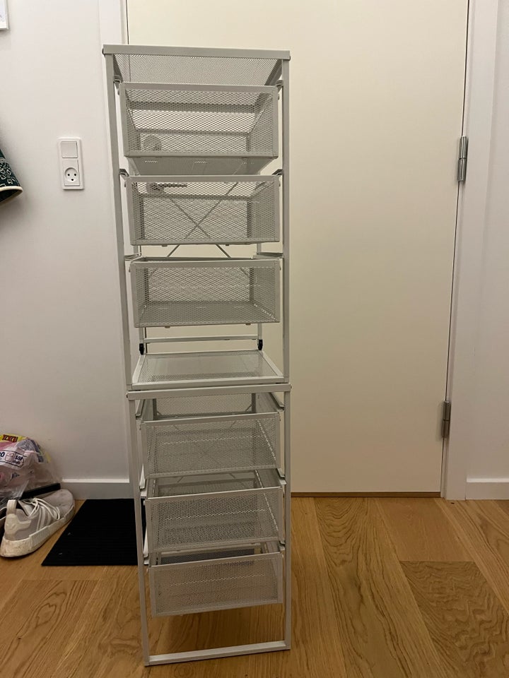 Reolsystem IKEA b: 30 d: 34 h: 56