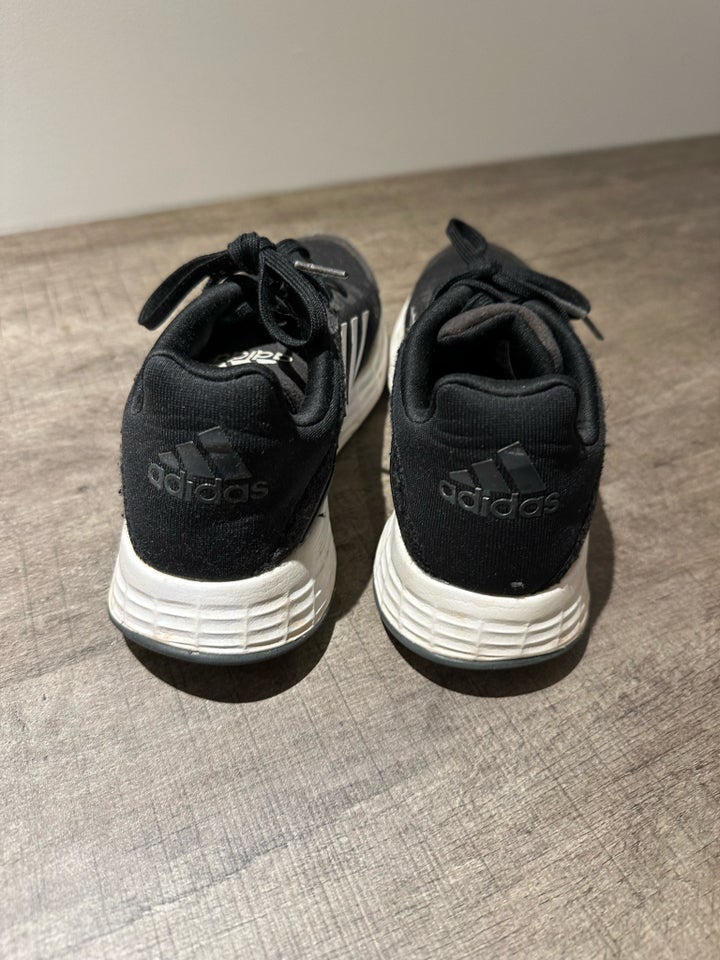 Sneakers, str. 36, Adidas