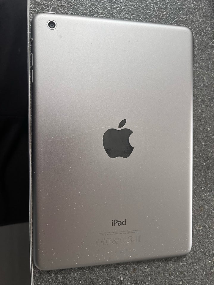 iPad mini 16 GB sort