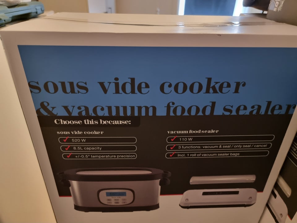 Sous vide cooker and vacuum food