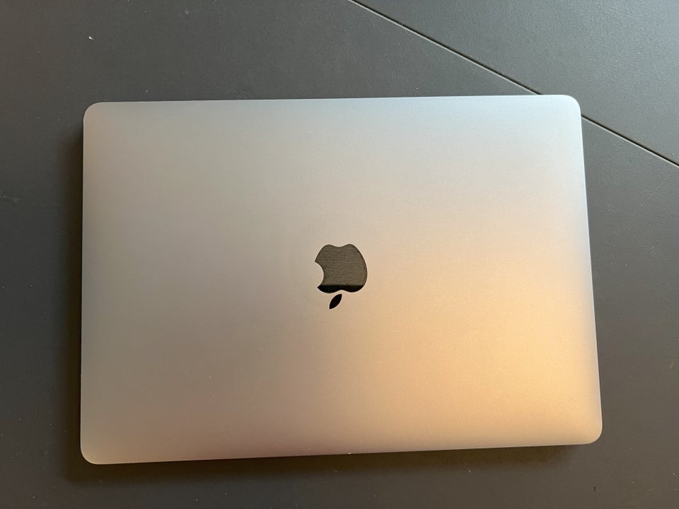 MacBook Pro MacBook Pro M1 13