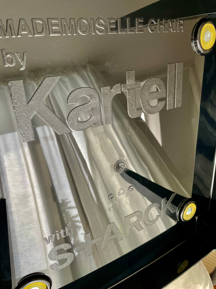 8 Kartell Mademoiselle Stol