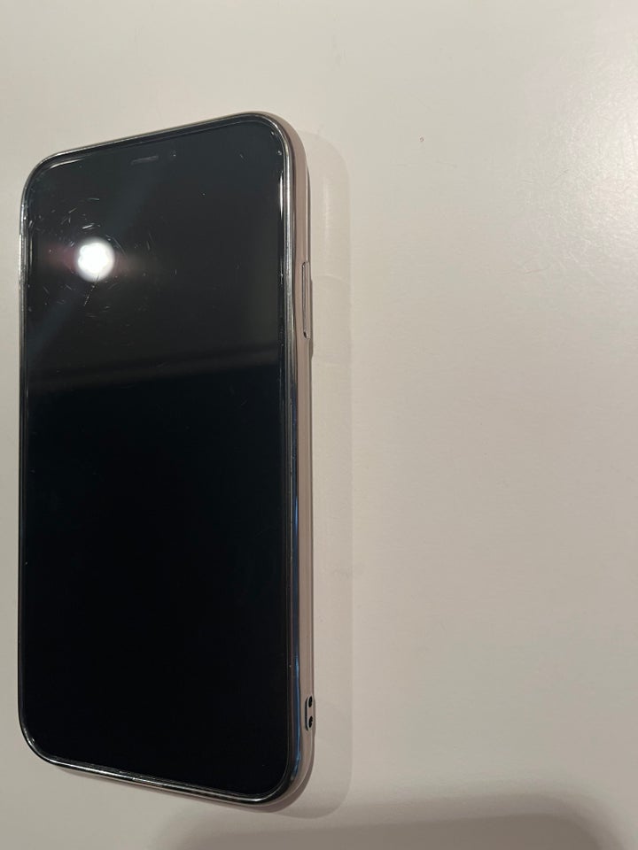 iPhone 11, 64 GB, grøn