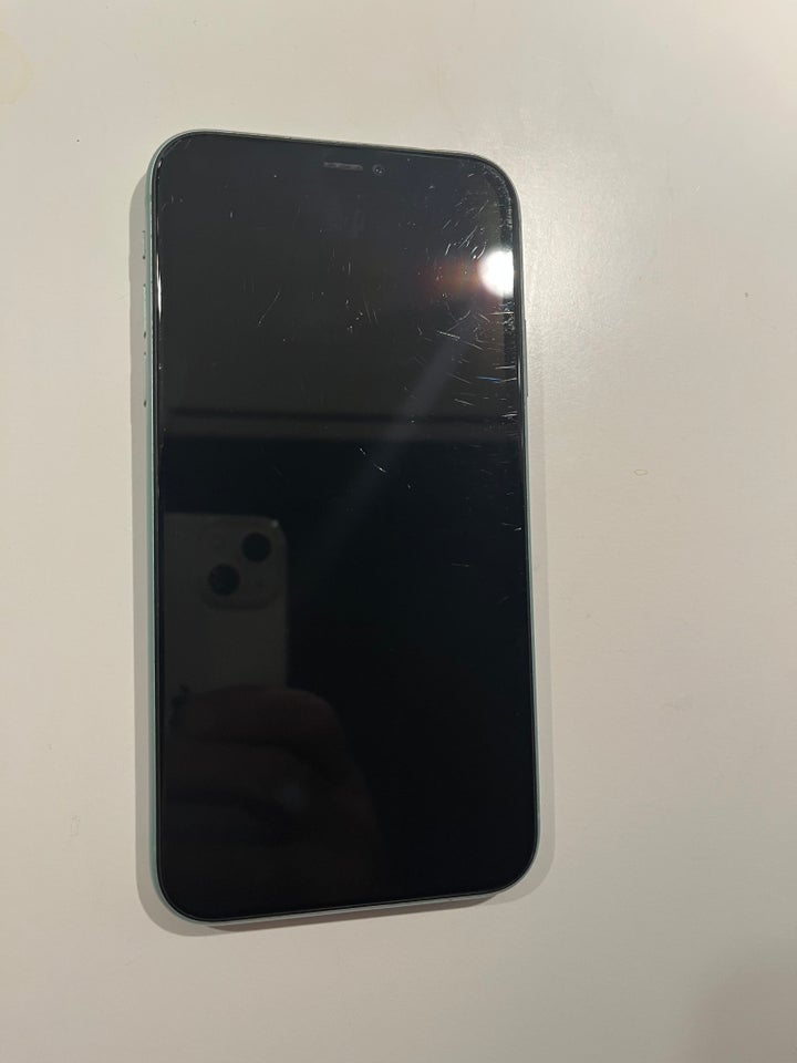 iPhone 11, 64 GB, grøn