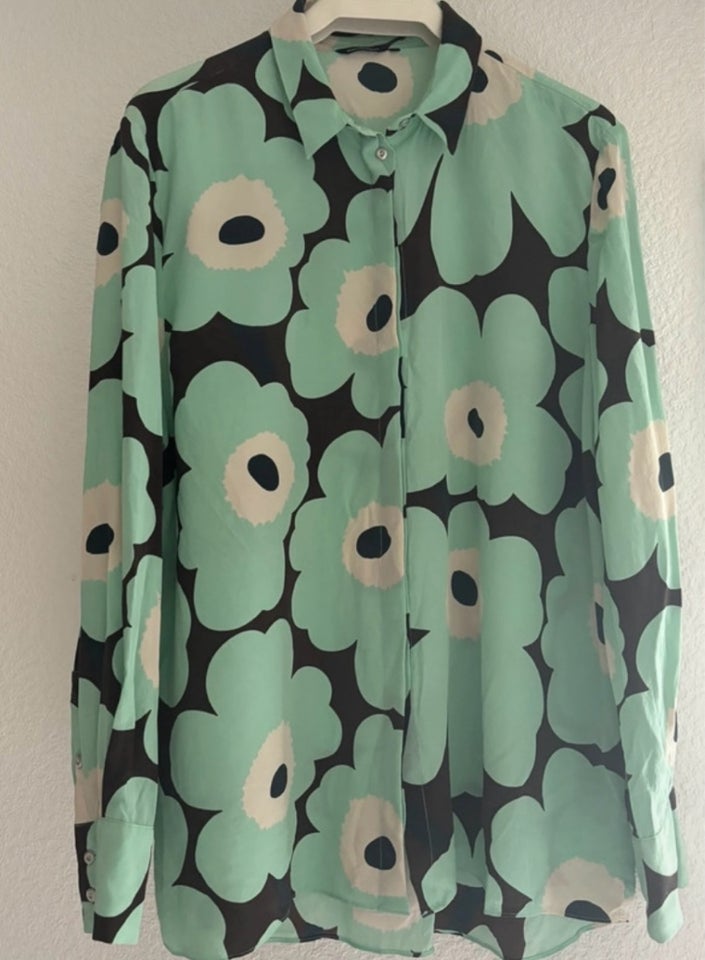 Bluse, Marimekko, str. 42