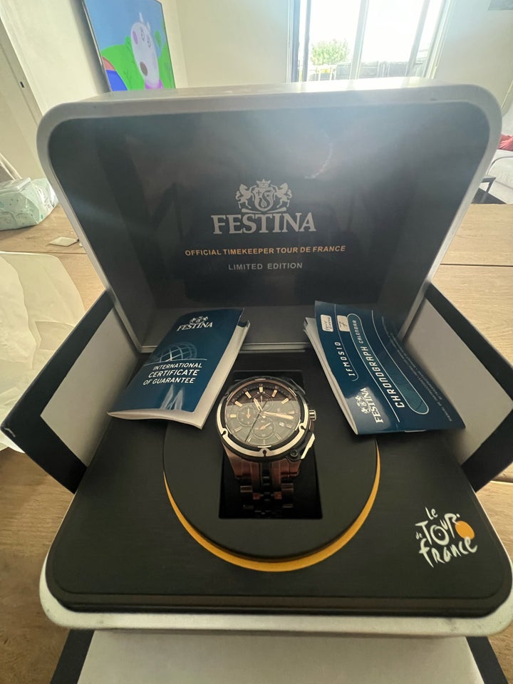 Herreur, Festina