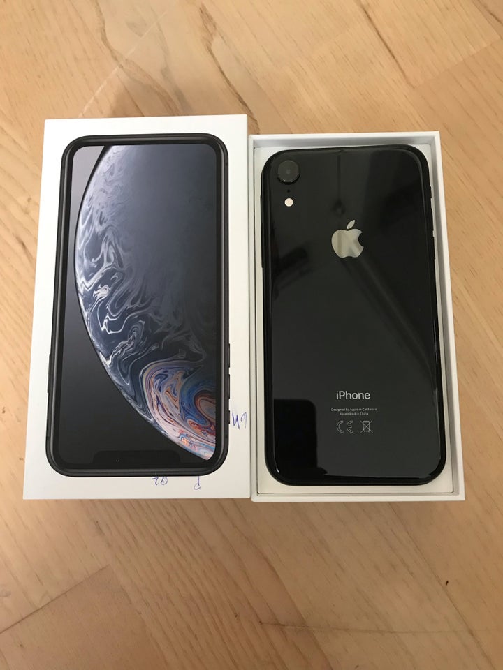 iPhone XR, 128 GB, sort