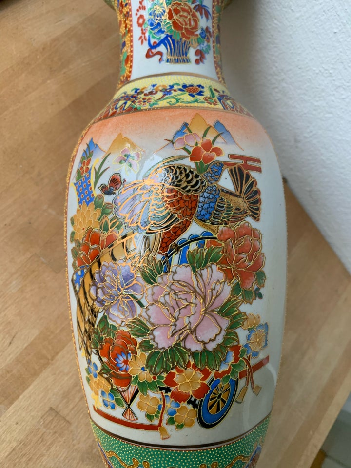 Ældre kinesisk vase, Xx