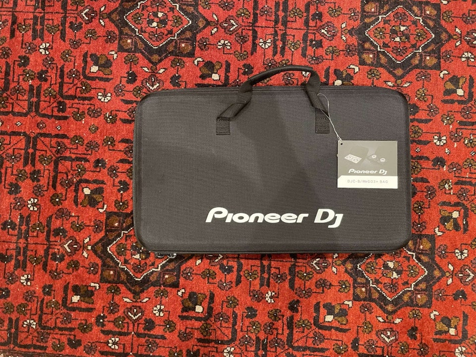 Pioneer ddj 400, Pioneer DDJ-400