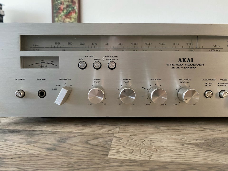 Receiver, Akai, Akai AA - 1020