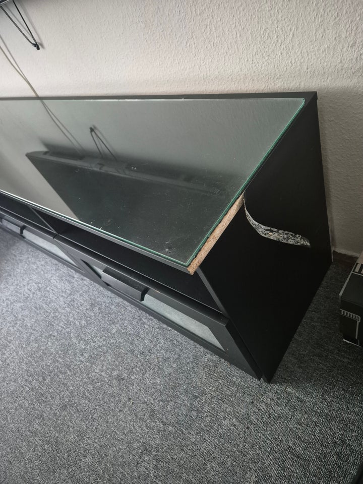 Tv bord, b: 40 l: 180 h: 53