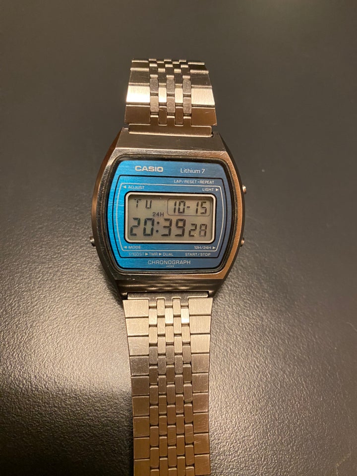 Unisexur, CASIO