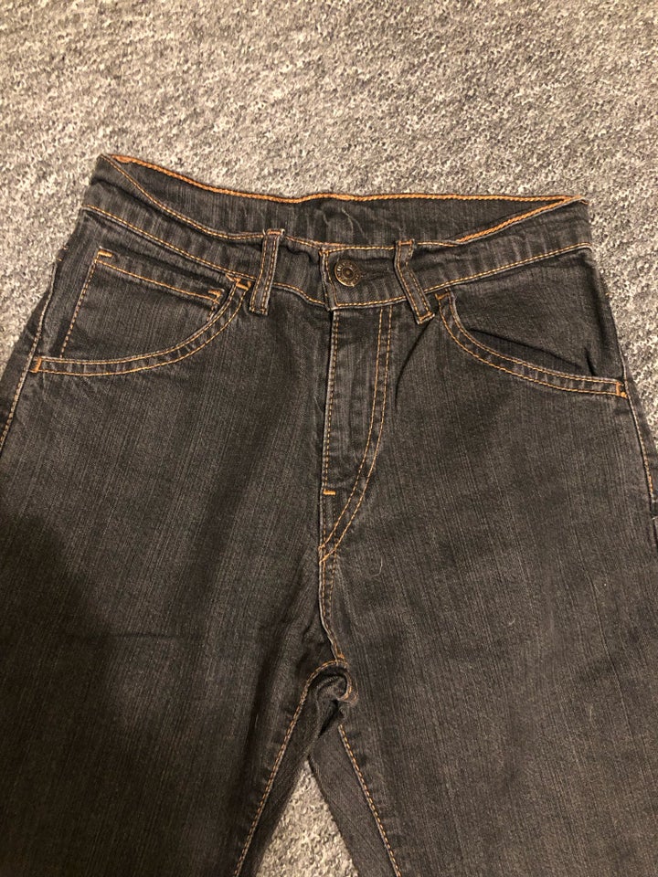 Jeans, Levis, str. 26